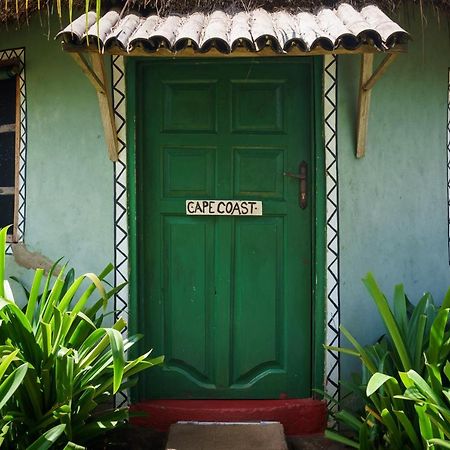 The Akwidaa Inn Exterior photo