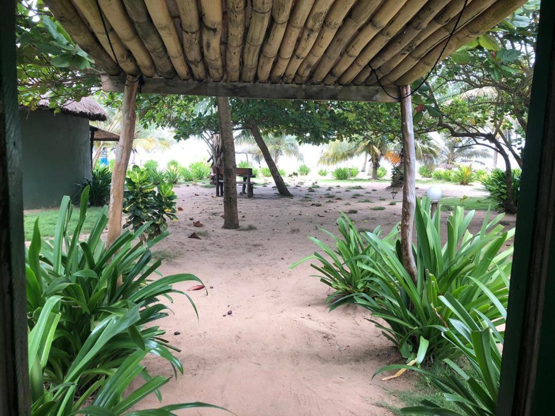 The Akwidaa Inn Exterior photo